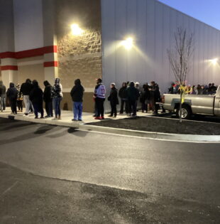 Lorain OH Grocery Outlet Grand Opening (4)